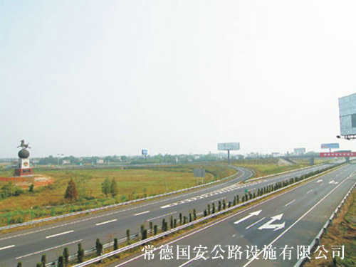 常張高速標(biāo)線(xiàn)工程